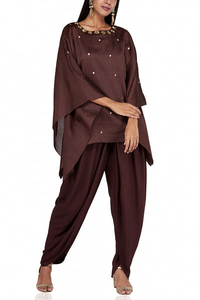 Brown embellished kaftan set