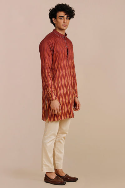 Burgundy ikat printed kurta