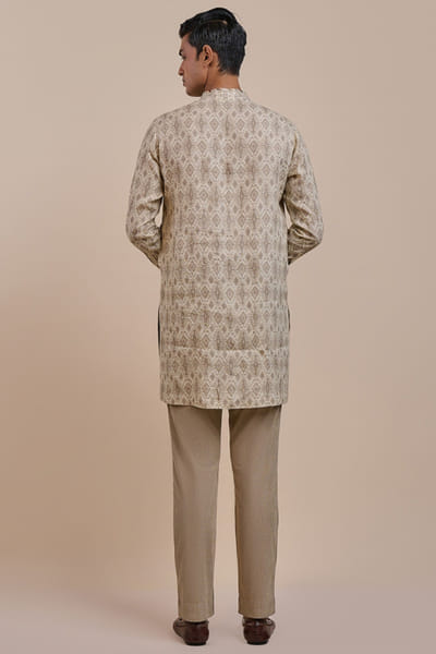 JJV.Kapurthala By JJ Valaya Pearl ivory giza cotton kurta JJVMAY26D143990