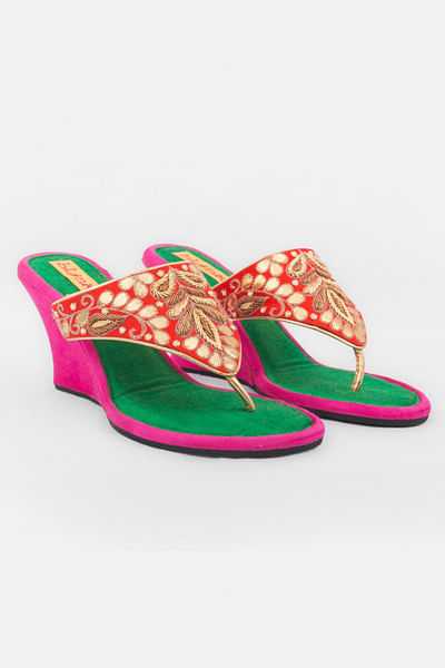 Multicoloured embroidered wedges
