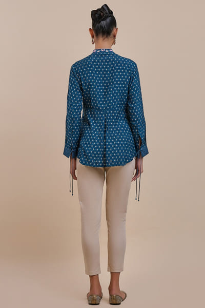 JJV.Kapurthala By JJ Valaya Blue printed pintucked asymmetric top JJVMAY26D144374