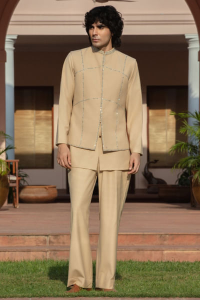 Beige embroidered bandi set