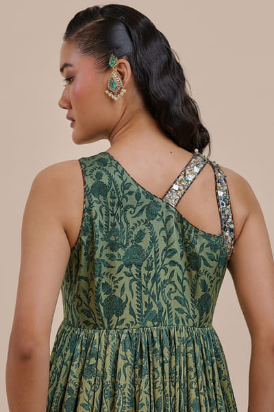 JJV.Kapurthala By JJ Valaya Green jamavar print embroidered maxi dress JJVMAY26D144384