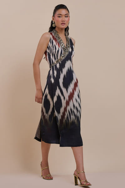 JJV.Kapurthala By JJ Valaya Black ikat embroidered wrap midi dress JJVMAY26D144385
