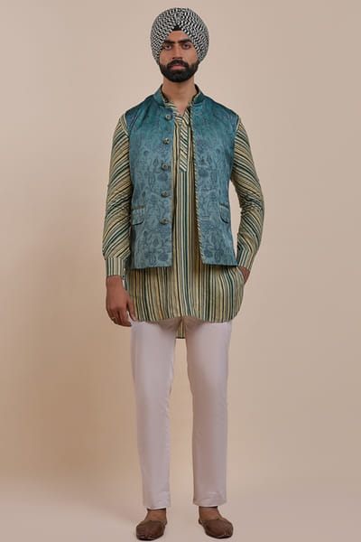 JJV.Kapurthala By JJ Valaya Green and blue floral embroidered Nehru jacket JJVMAY26D143999