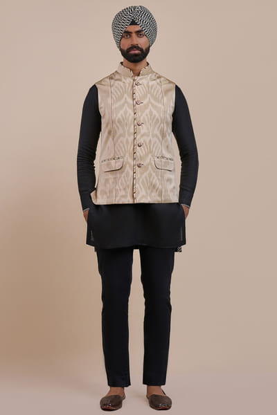 JJV.Kapurthala By JJ Valaya Ivory and beige ikat printed Nehru jacket JJVMAY26D144000