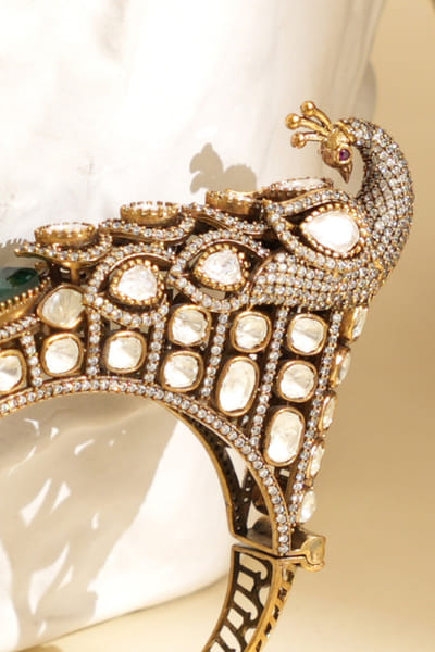 Beryachi Multicolour kundan polki gold plated kada BERYMAY26D143861