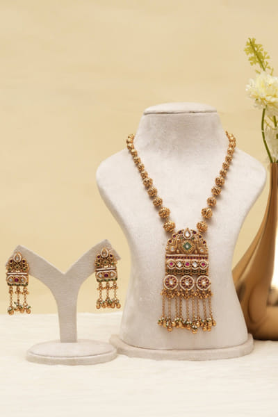 Beryachi Gold kundan embellished long necklace set BERYJUL26D149737