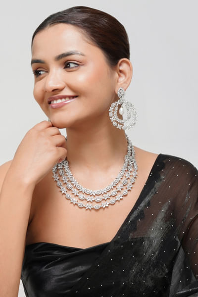 White layered diamond necklace set