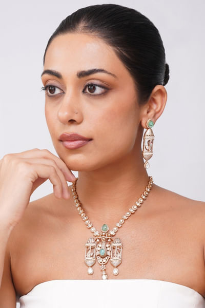 Multicoloured gold-plated necklace set