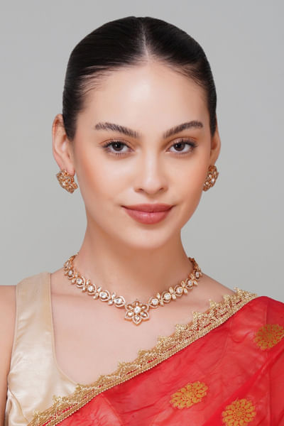 Multicolour kundan embellished necklace set