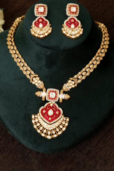 Beryachi Multicolour kundan jadau necklace set BERJAN26D236802