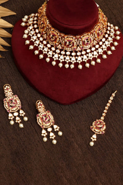 Beryachi Multicolour kundan polki choker set BERJAN26D236813
