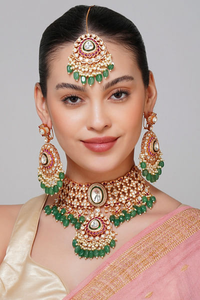 Multicolour kundan choker set