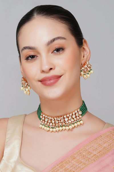 Multicolour kundan and bead necklace set