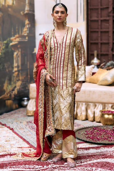 Red gota and ghungroo embroidered kurta set