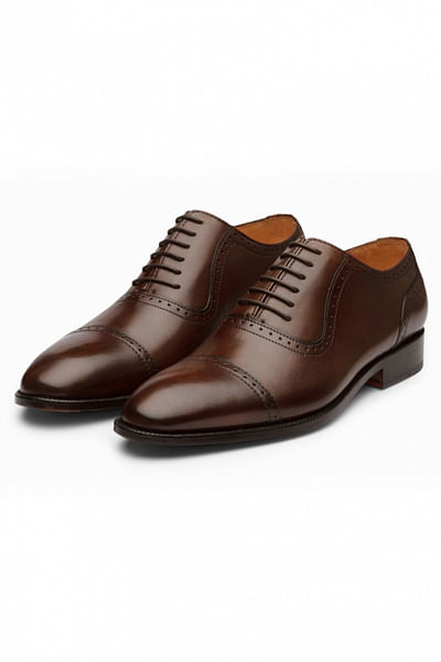 Brown perforated Adelaide oxfords
