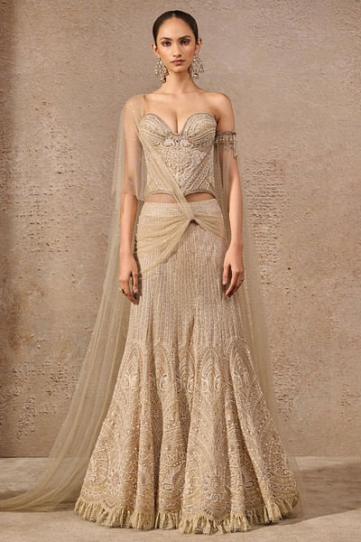 Gold resham embroidered fishtail skirt set