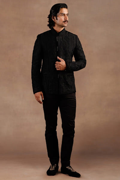 Black tonal embroidered bandhgala set