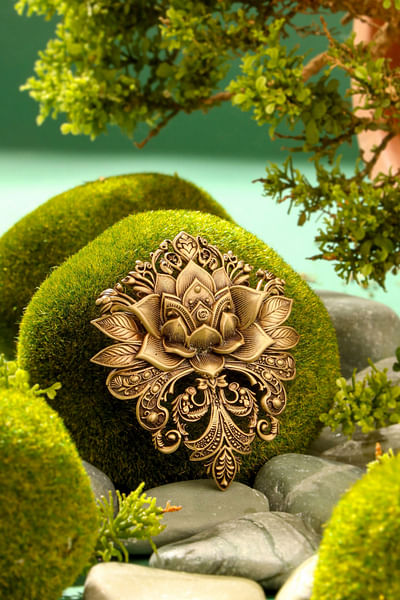 Antique gold carved lotus brooch