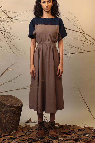 Beige colour blocked dress