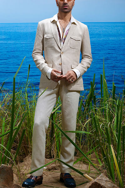 Beige linen blazer