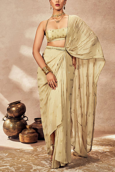 Beige tribal timber foil print sari set