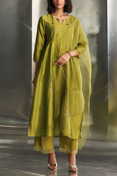 Berry green leaf nakshi embroidery kurta set