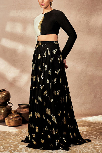 Black and ivory pot foil print lehenga set
