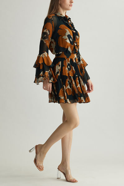 Black and rust floral printed short skirt