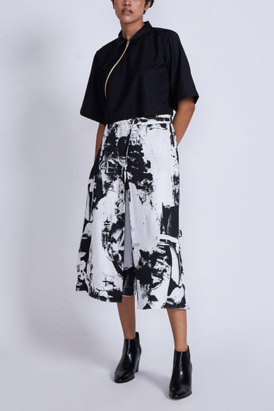 Advait Black and white artsy print cropped co-ords AVTFEB24D312