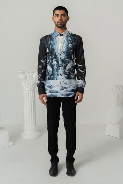 Black celestial cosmic print shirt