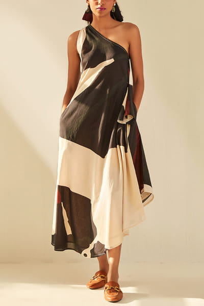 Black colour block dress