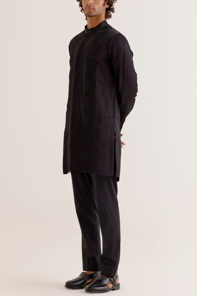 Devnaagri Black dori embroidered front open kurta set DEVDEC24D11881