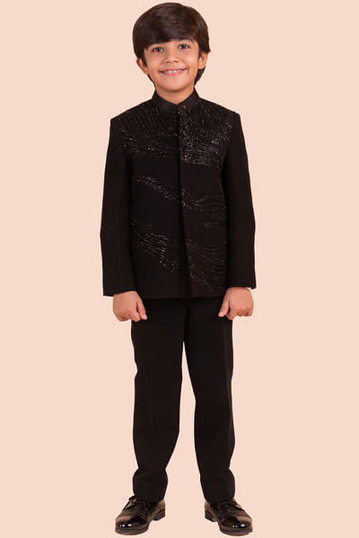 Black embroidered jodhpuri set