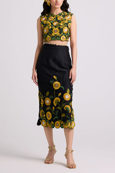 Black floral embroidered skirt