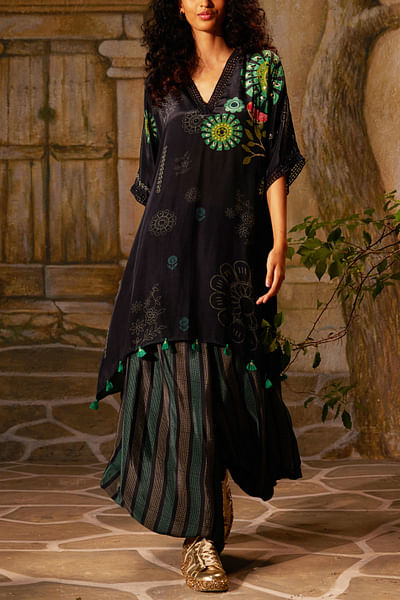 Black floral printed kurta set