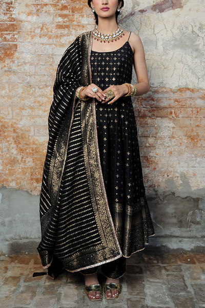 Black floral woven spaghetti anarkali set