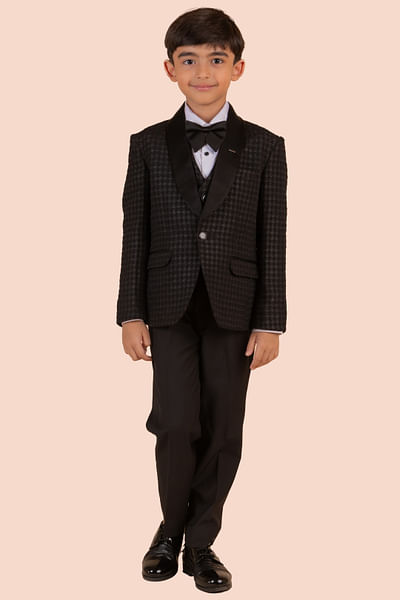 Black houndstooth jacquard tuxedo