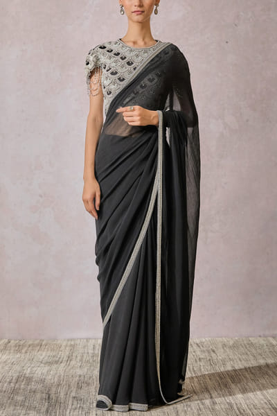 Tarun Tahiliani Black pearl embroidered sari set TARMAY24CW005