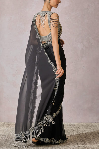 Tarun Tahiliani Black scallop pearl embroidered sari set TARMAY24CW004