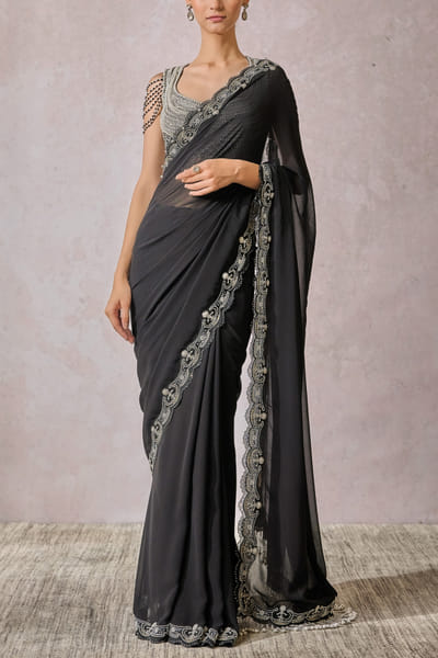 Tarun Tahiliani Black scallop pearl embroidered sari set TARMAY24CW004