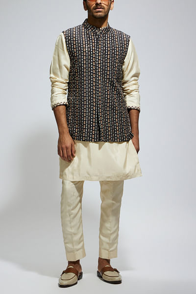 Black striped embellished bandi