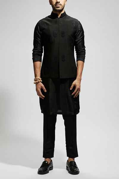 Black threadwork bandi set