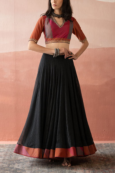 Black woven striped skirt