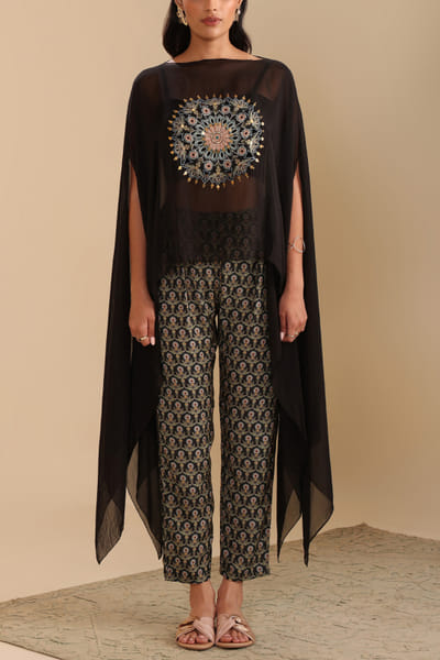 Blcak floral embroidered cape set