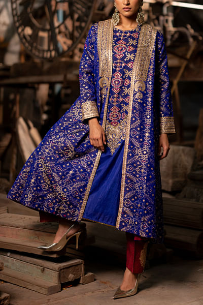 Blue embroidered patola kaftan set