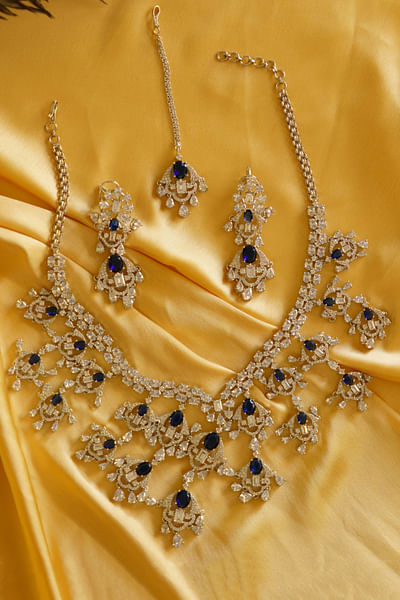 Blue faux diamond and stone necklace set