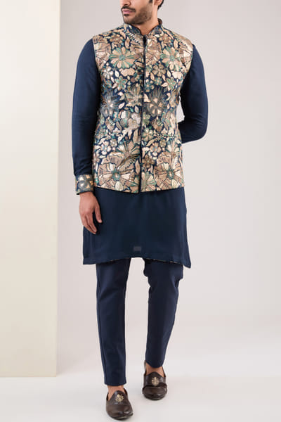 Blue floral embroidered bundi
