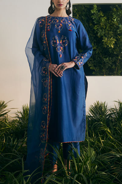 Blue floral embroidered kurta set